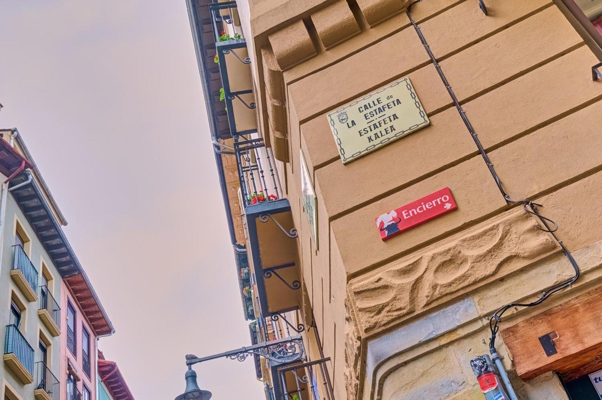 Corazon De Pamplona By Clabao Apartment Bagian luar foto