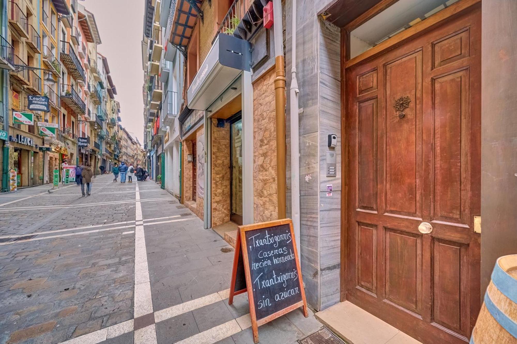 Corazon De Pamplona By Clabao Apartment Bagian luar foto